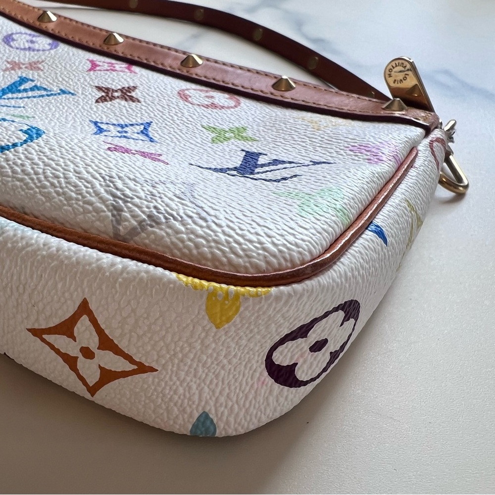 Iconic, Authentic Louis Vuitton Monogram Multicolore Pochette Accessoires - Picture 10 of 16